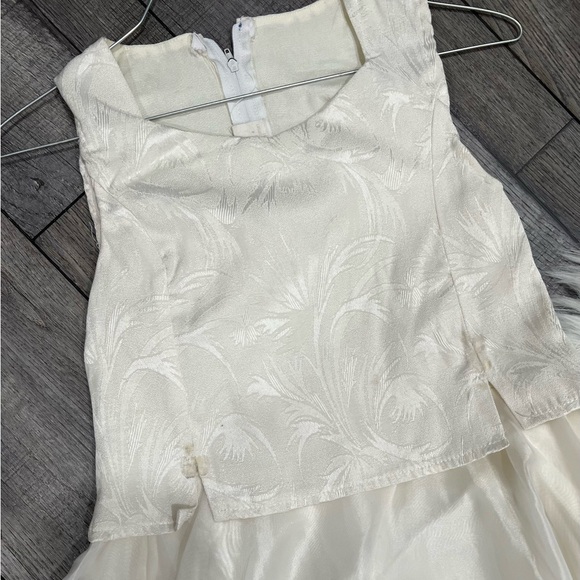 Girls Formal Dress - Picture 3 of 7